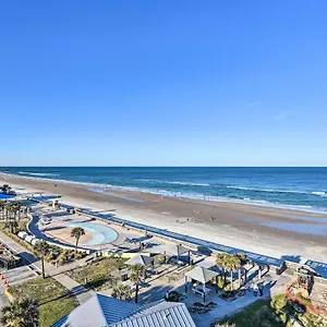 Oceanfront Resort-style Getaway - Walk To Beach! Apartment Daytona Beach